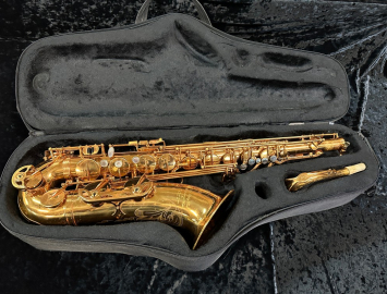 Players Special! Dr. Larry Ross “Professional Model” tenor saxophone , Serial #20135202